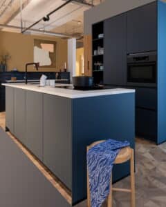 Blauwe parallel keuken – KeukenCoach moderne keuken Londen