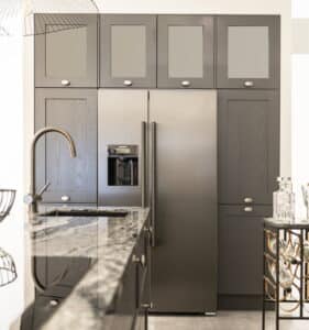 Luxe landelijke design keuken met Siemens side-by-side Amerikaanse koelkast RVS