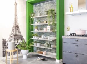 Betonlook keuken met romantische keukenaccessoires, KeukenCoach keuken Parijs