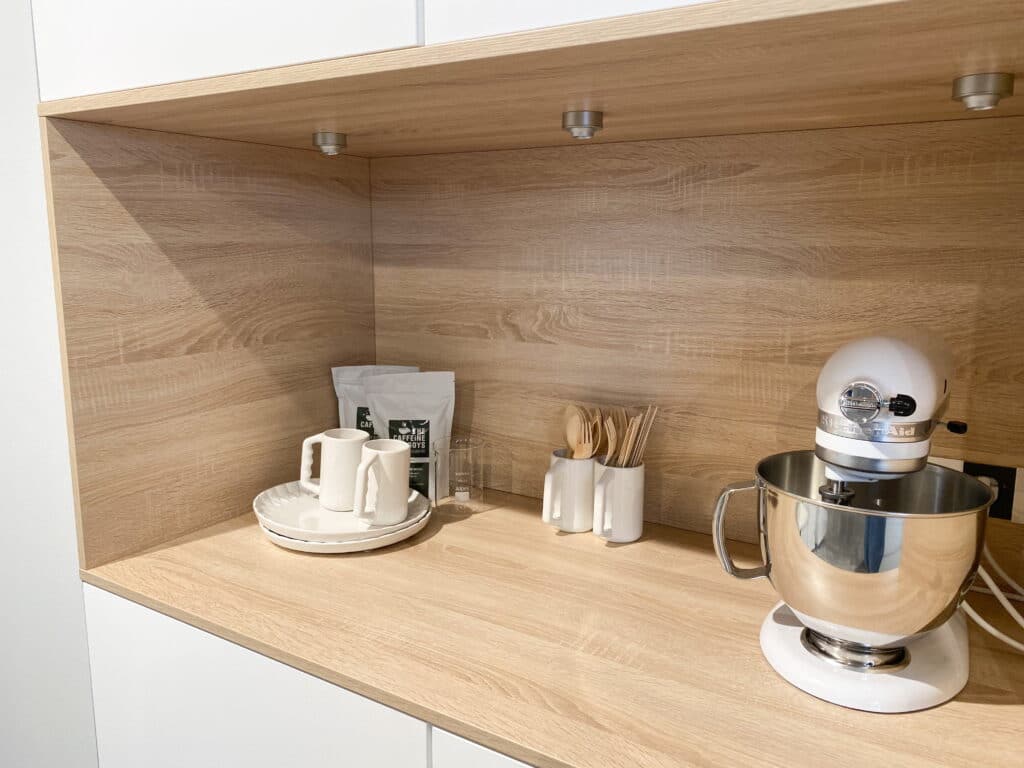 Een coffee corner in de keuken inrichten, doe je zo! - KeukenCoach